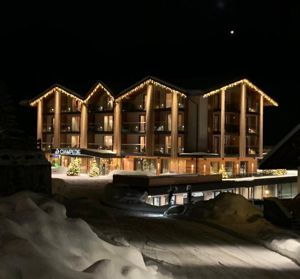 Ciampedie Luxury Alpine Spa Hotel Vigo di Fassa Exterior photo